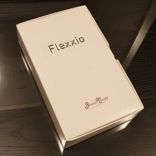Schöne, schlichte Verpackung vom Flexxio